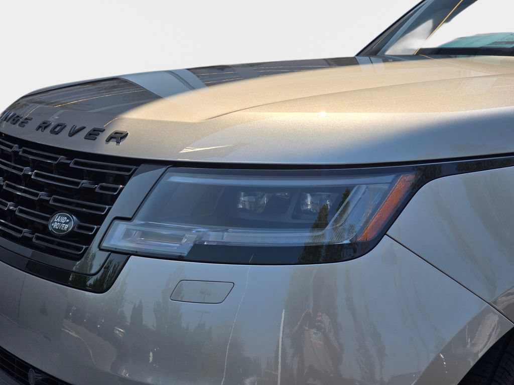 New 2026 Land Rover Range Rover Long Wheelbase SE AWD/4WD image 33