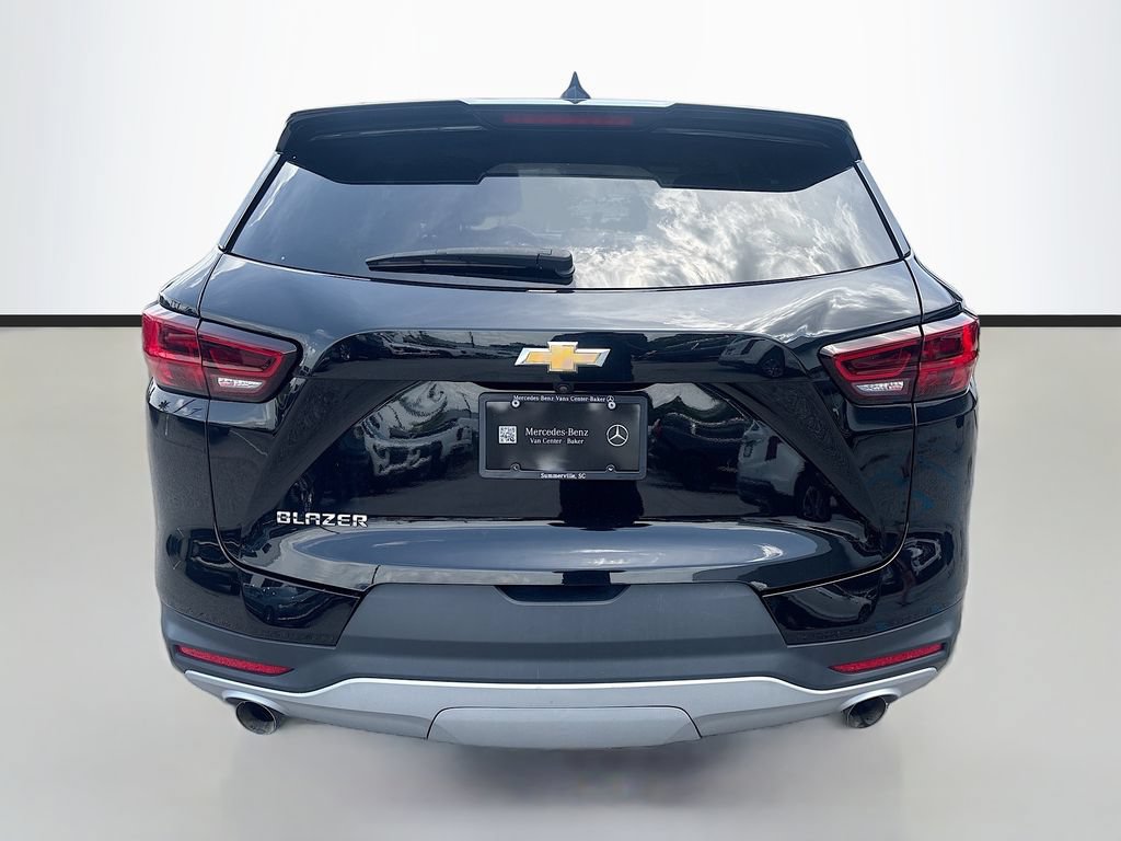 Used 2025 Chevrolet Blazer LT FWD image 6