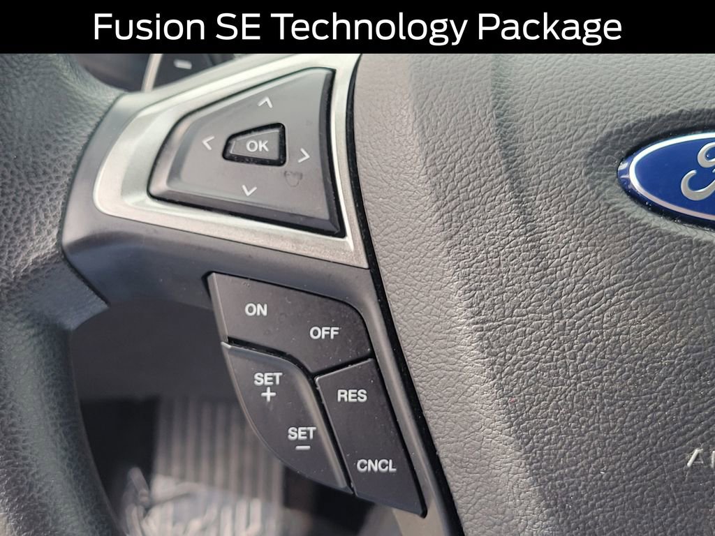 Certified 2017 Ford Fusion SE w/ Fusion SE Technology Package image 20