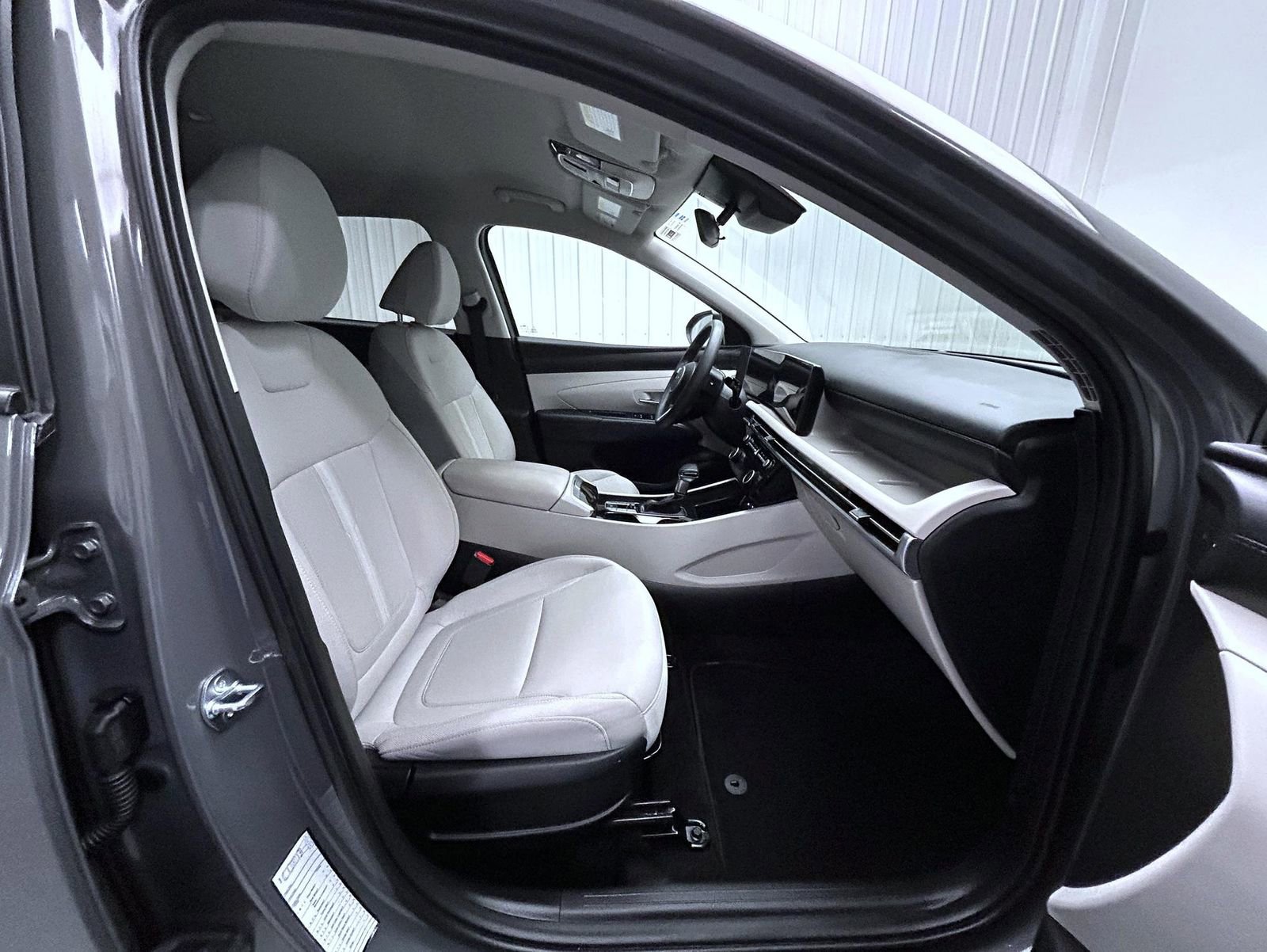 Used 2025 Hyundai Tucson SEL AWD/4WD image 15