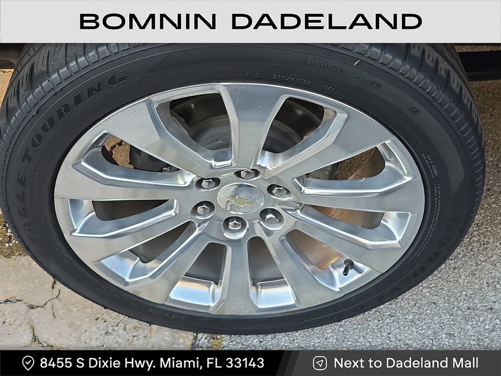 Used 2020 Chevrolet Silverado 1500 High Country w/ Technology Package image 12