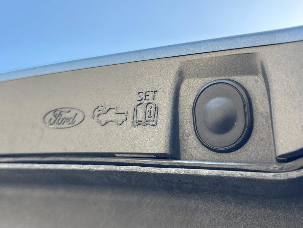 Used 2024 Ford F150 Lightning Lariat AWD/4WD image 47