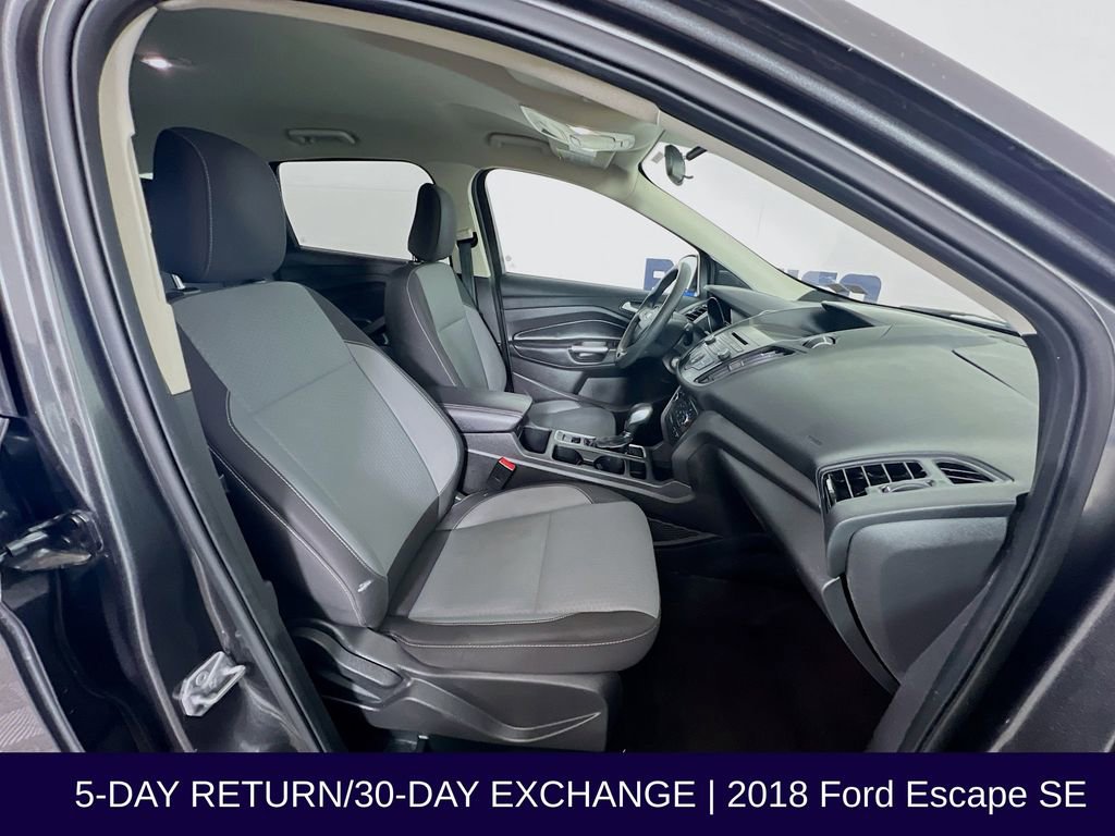 Certified 2018 Ford Escape SE image 31