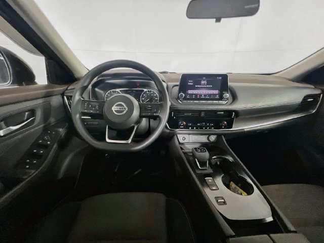 Used 2021 Nissan Rogue SV FWD image 18