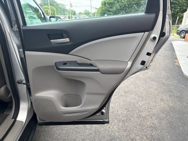Used 2014 Honda CR-V LX image 19