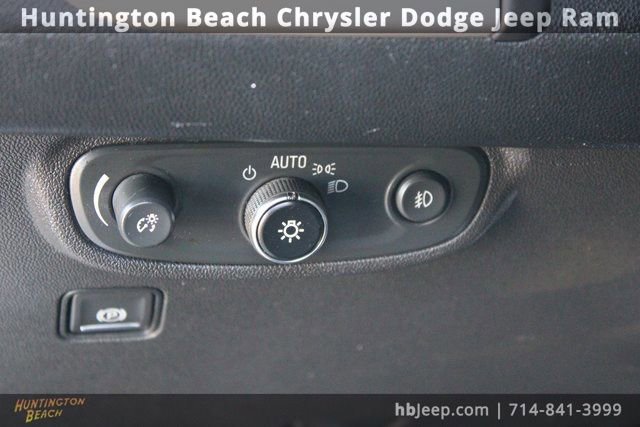 Used 2020 GMC Terrain Denali w/ Denali Premium Package image 12