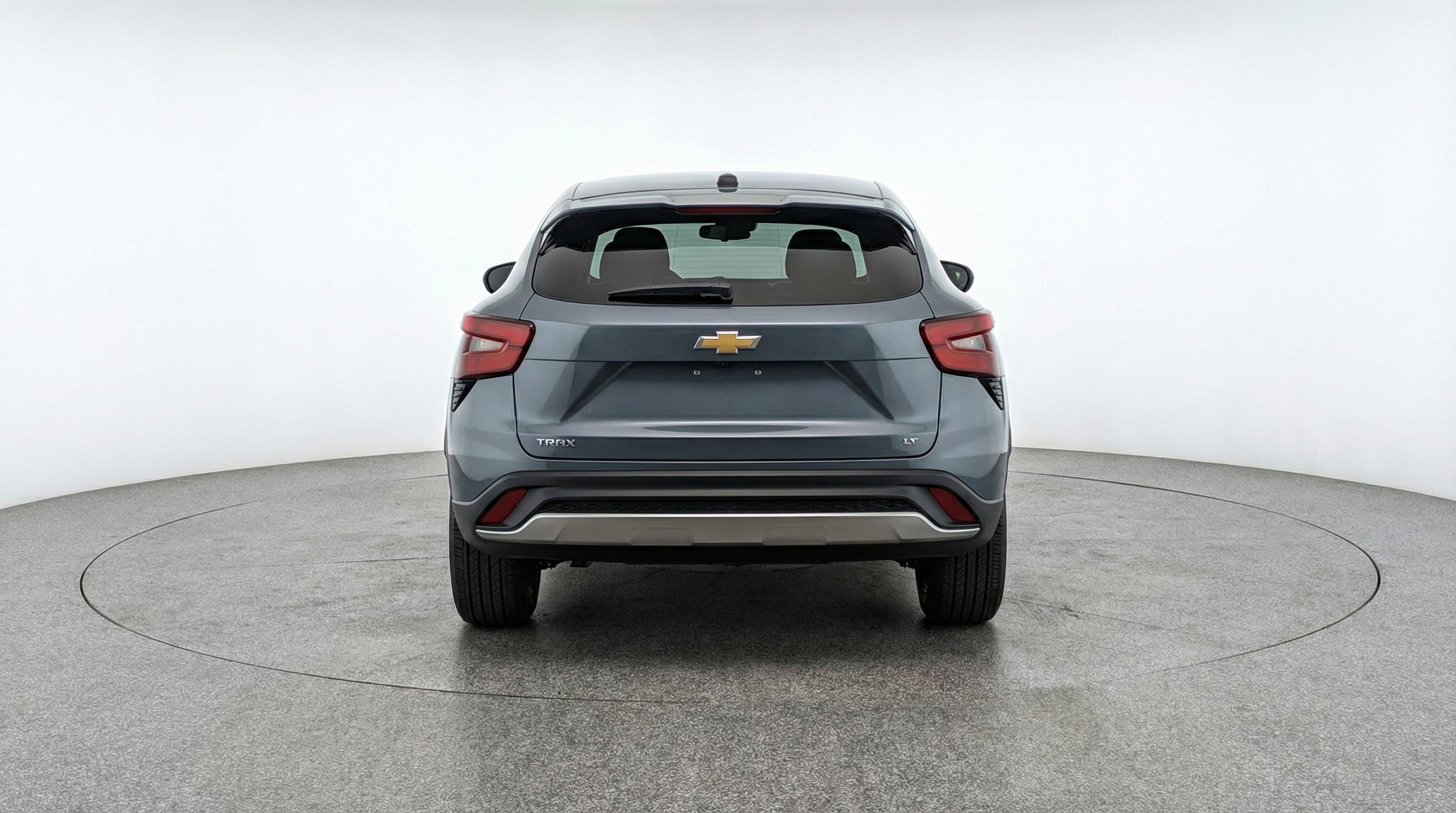 Used 2025 Chevrolet Trax LT FWD image 7