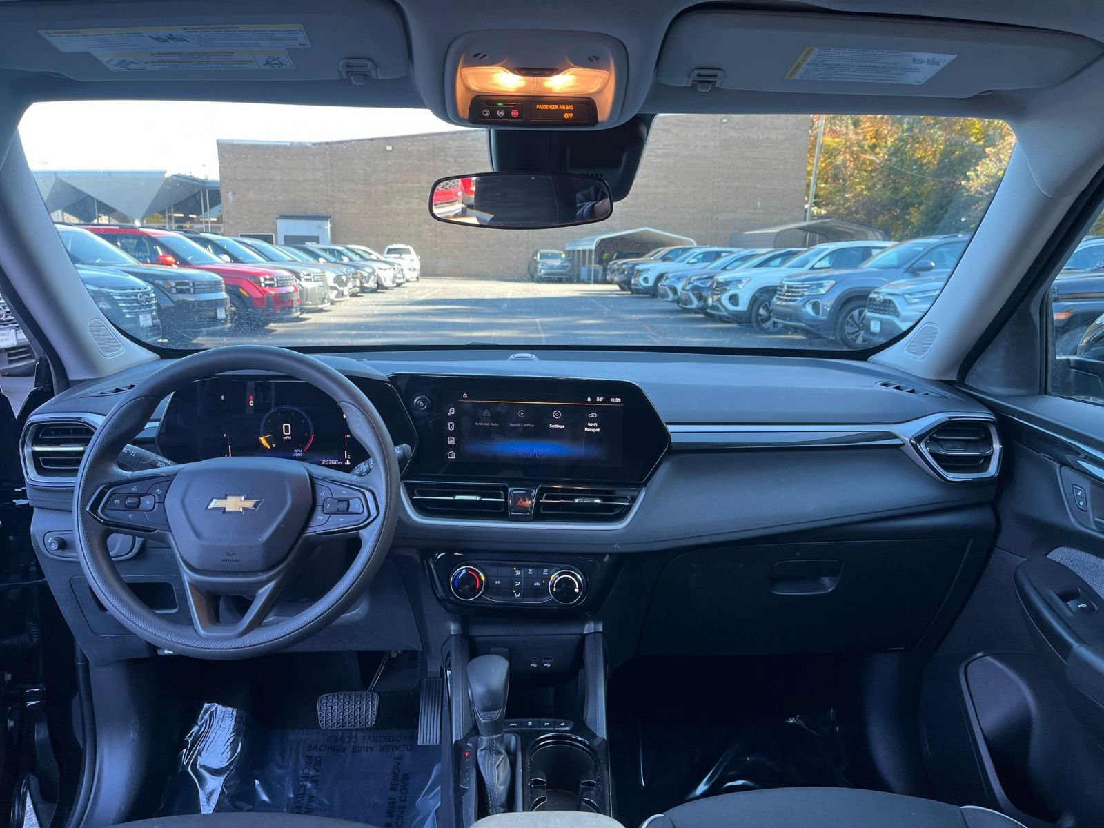 Used 2025 Chevrolet TrailBlazer LT image 29