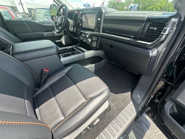 New 2026 Ford F250 Lariat w/ Black Appearance Package AWD/4WD image 25