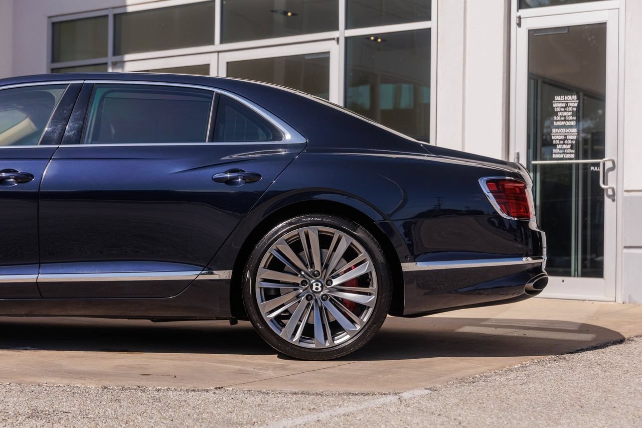 Certified 2023 Bentley Flying Spur W12 AWD/4WD image 19