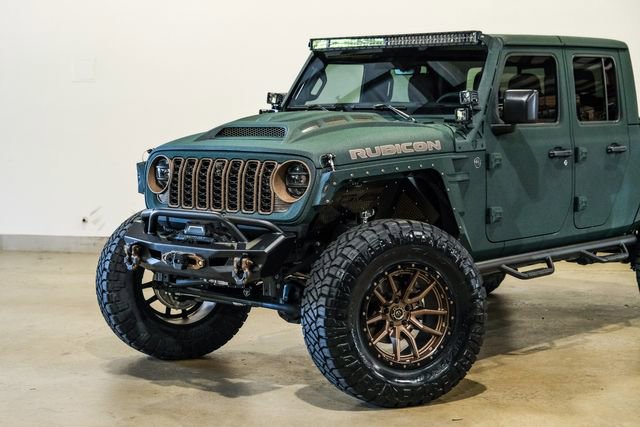 Used 2025 Jeep Gladiator Rubicon w/ Safety Group AWD/4WD image 21