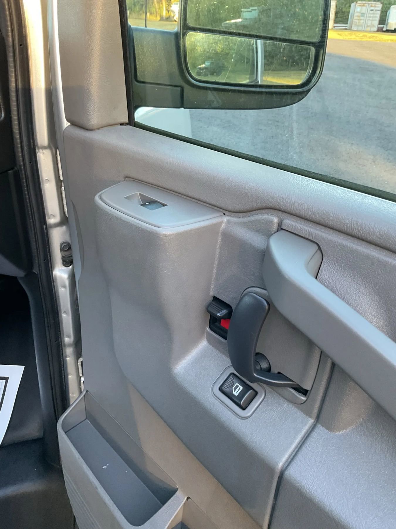 Used 2020 GMC Savana 3500 w/ Driver Convenience Package image 40