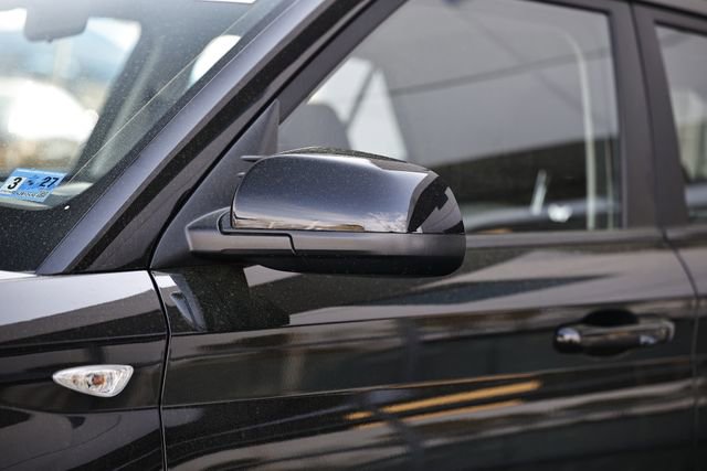 Used 2024 Hyundai Venue SEL image 10