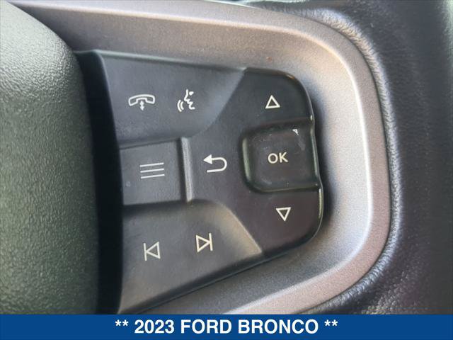 Used 2023 Ford Bronco Badlands AWD/4WD image 15