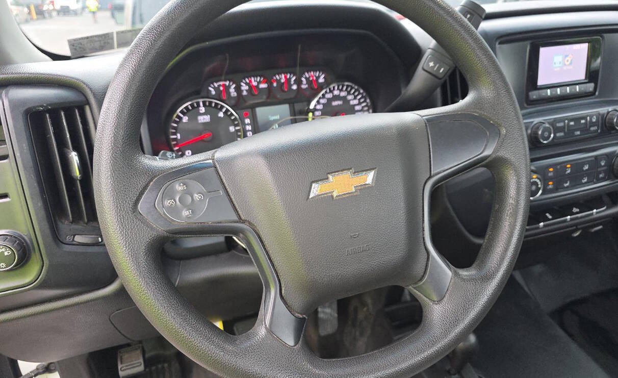Used 2015 Chevrolet Silverado 1500 W/T w/ Trailering Package AWD/4WD image 16