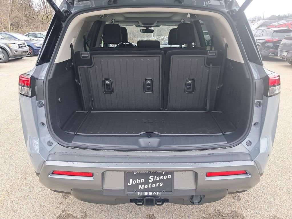 New 2026 Nissan Pathfinder Platinum w/ Lighting Package image 24