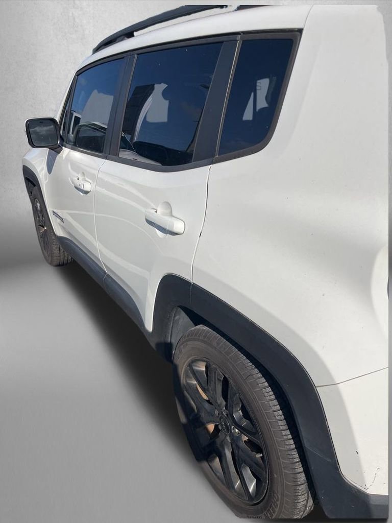 Used 2017 Jeep Renegade Altitude image 38