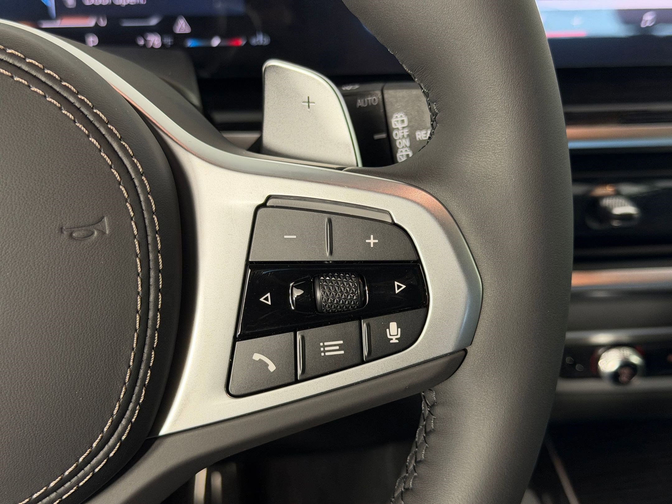 New 2026 BMW X5 sDrive40i w/ M Sport Package RWD image 28