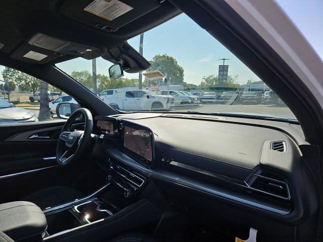 New 2027 Chevrolet Traverse LT w/ LPO, Cargo Package FWD image 29