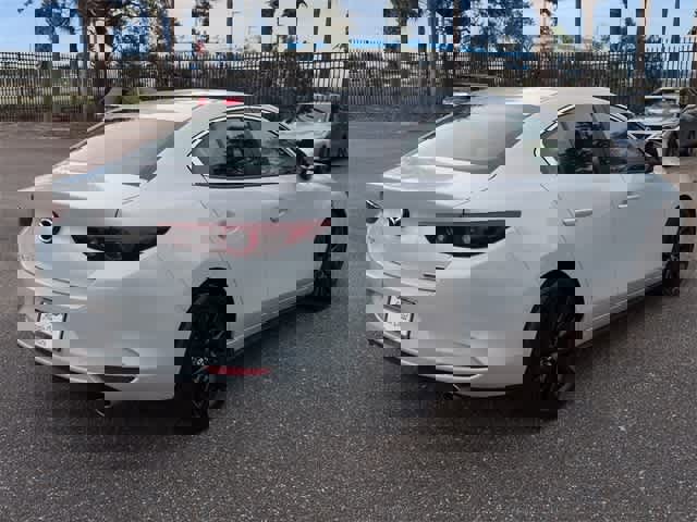 Used 2024 MAZDA MAZDA3 s image 8