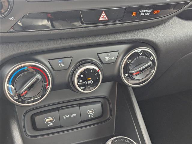 New 2026 Hyundai Venue SE FWD image 15