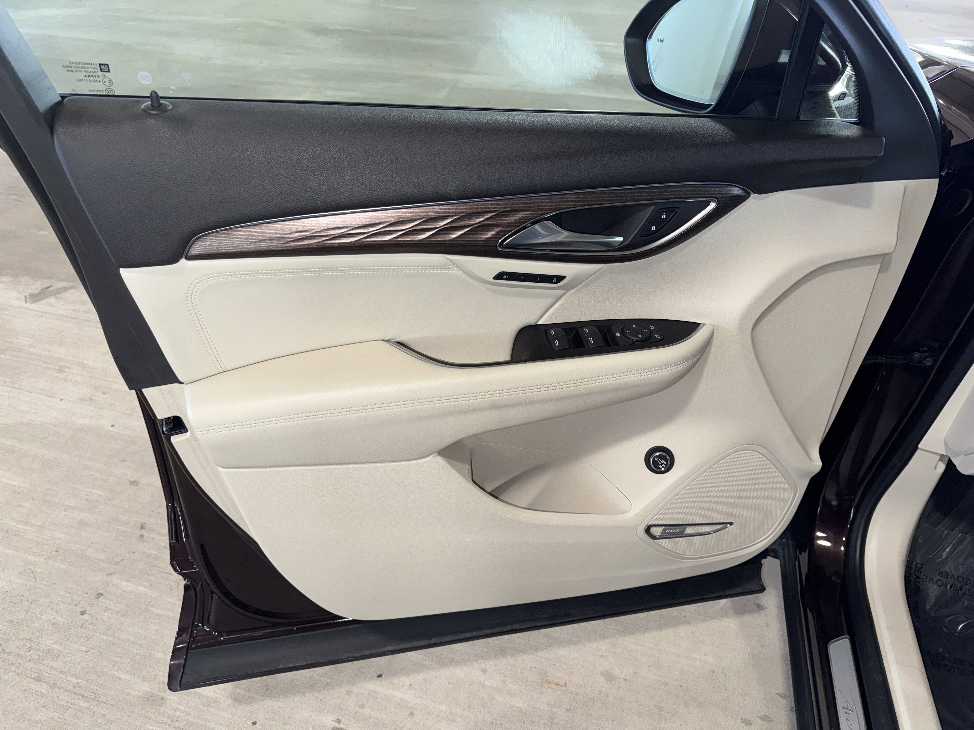 Used 2021 Buick Envision Avenir image 17