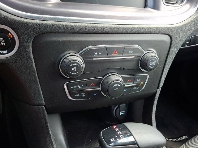 Used 2016 Dodge Charger SE RWD image 21