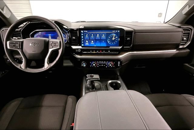 Used 2024 Chevrolet Silverado 1500 RST w/ Protection Package AWD/4WD image 18
