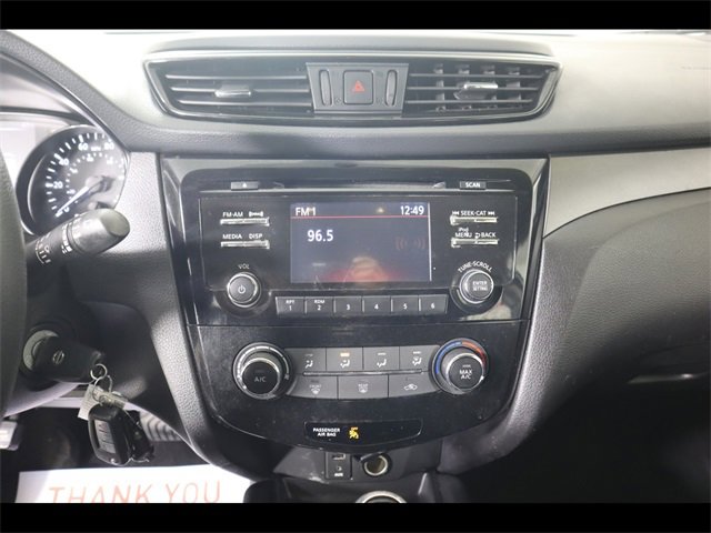 Used 2018 Nissan Rogue Sport S image 28