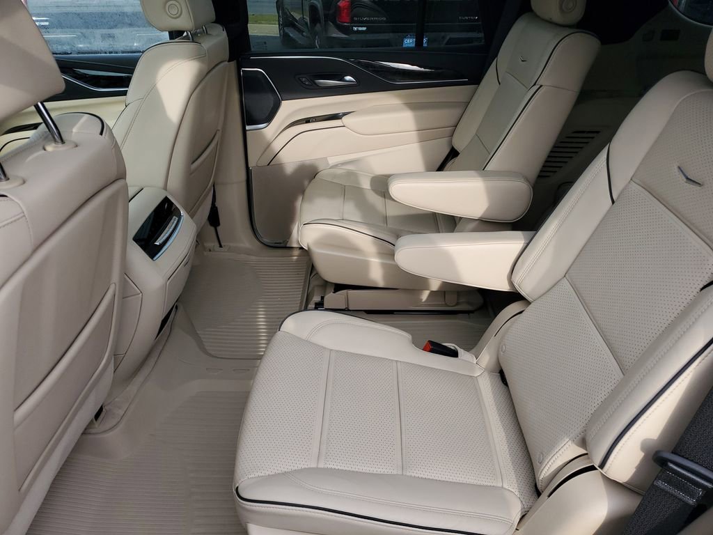 Used 2024 Cadillac Escalade Premium Luxury w/ LPO, Floor Liner Package image 29
