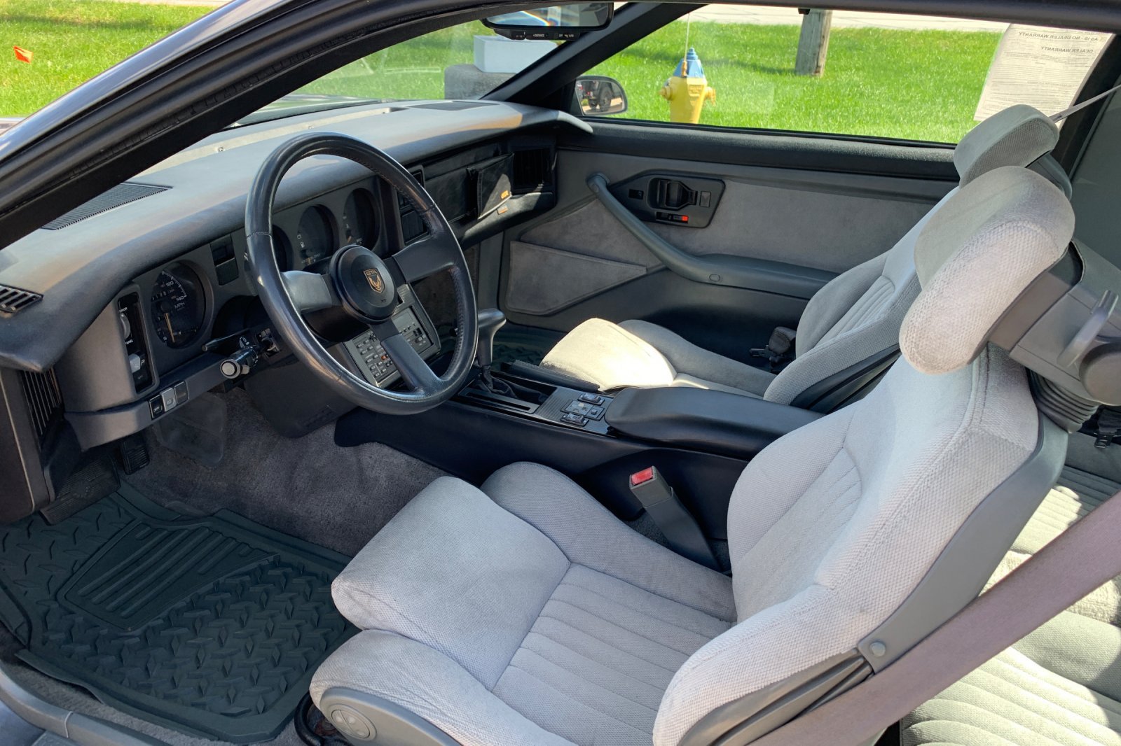Used 1987 Pontiac Firebird Trans Am RWD image 11