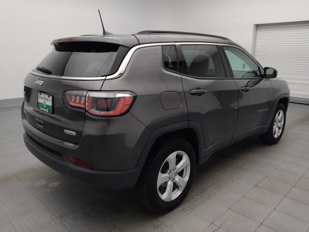 Used 2020 Jeep Compass Latitude w/ Popular Equipment Group AWD/4WD image 9