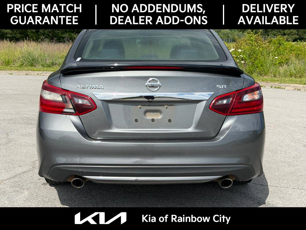 Used 2017 Nissan Altima 2.5 SR w/ Midnight Edition Package FWD image 6