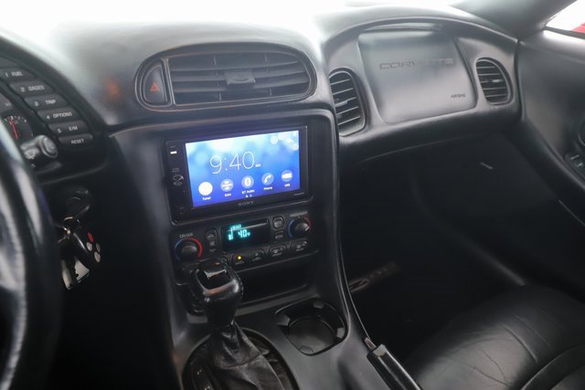 Used 1999 Chevrolet Corvette Convertible w/ Memory Pkg image 21