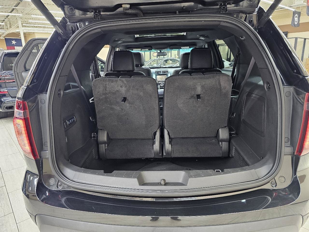 Used 2015 Ford Explorer Sport w/ Equipment Group 401A AWD/4WD image 13