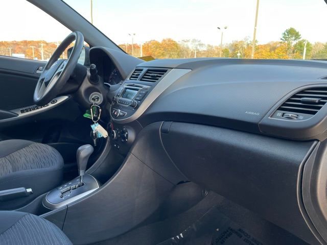 Used 2017 Hyundai Accent SE image 24