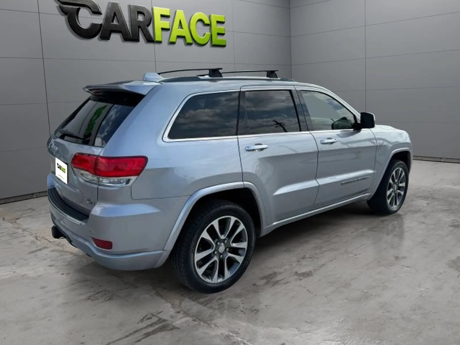 Used 2018 Jeep Grand Cherokee Overland AWD/4WD image 8