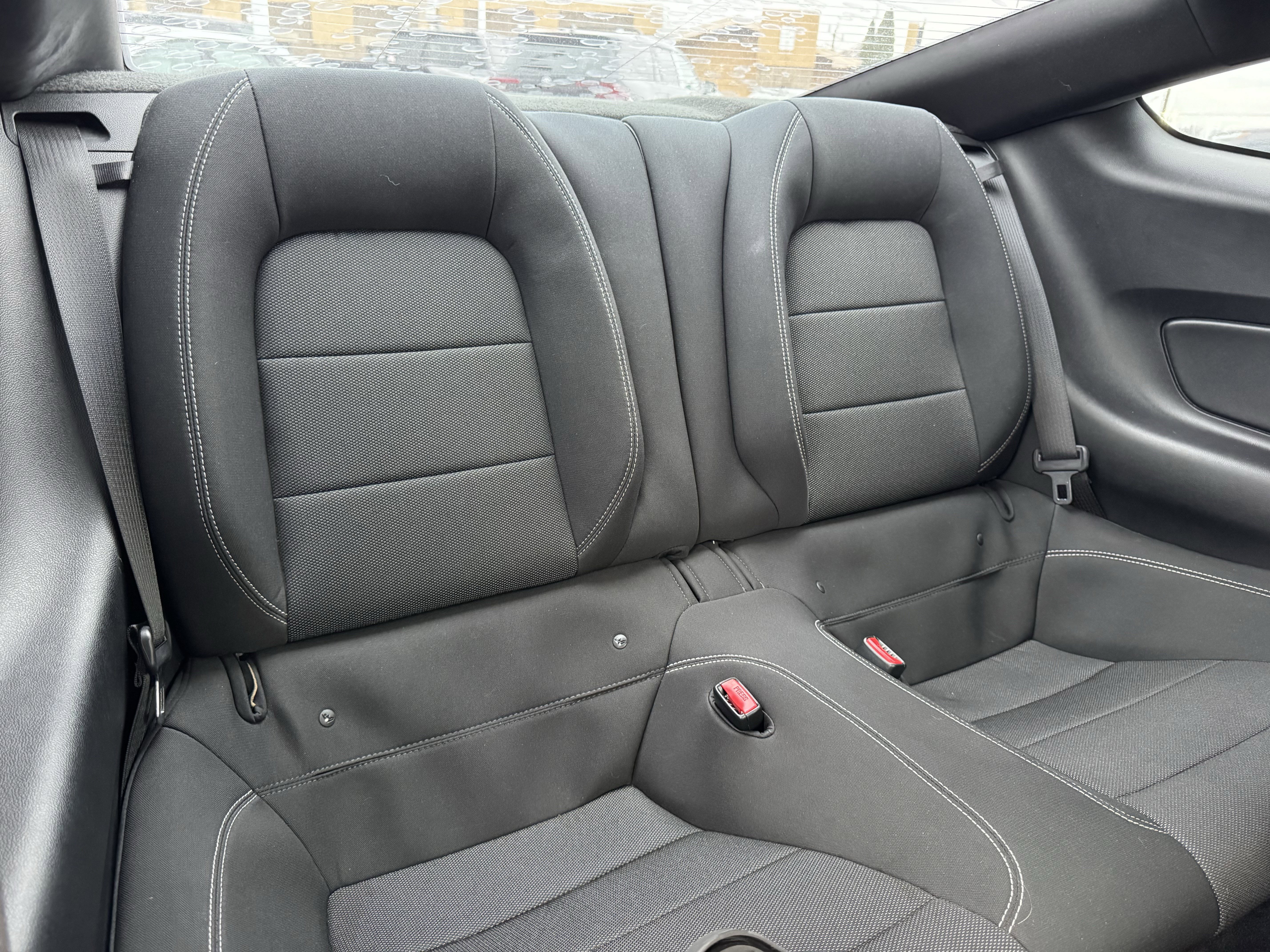 Used 2017 Ford Mustang Coupe image 28