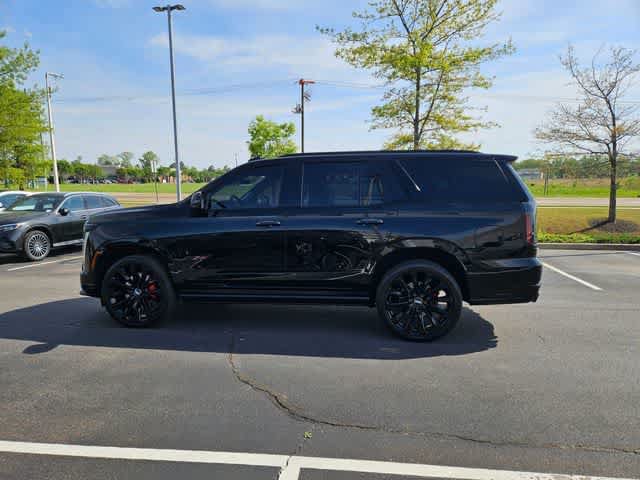 Used 2026 Cadillac Escalade V w/ LPO, ONYX Package AWD/4WD image 5