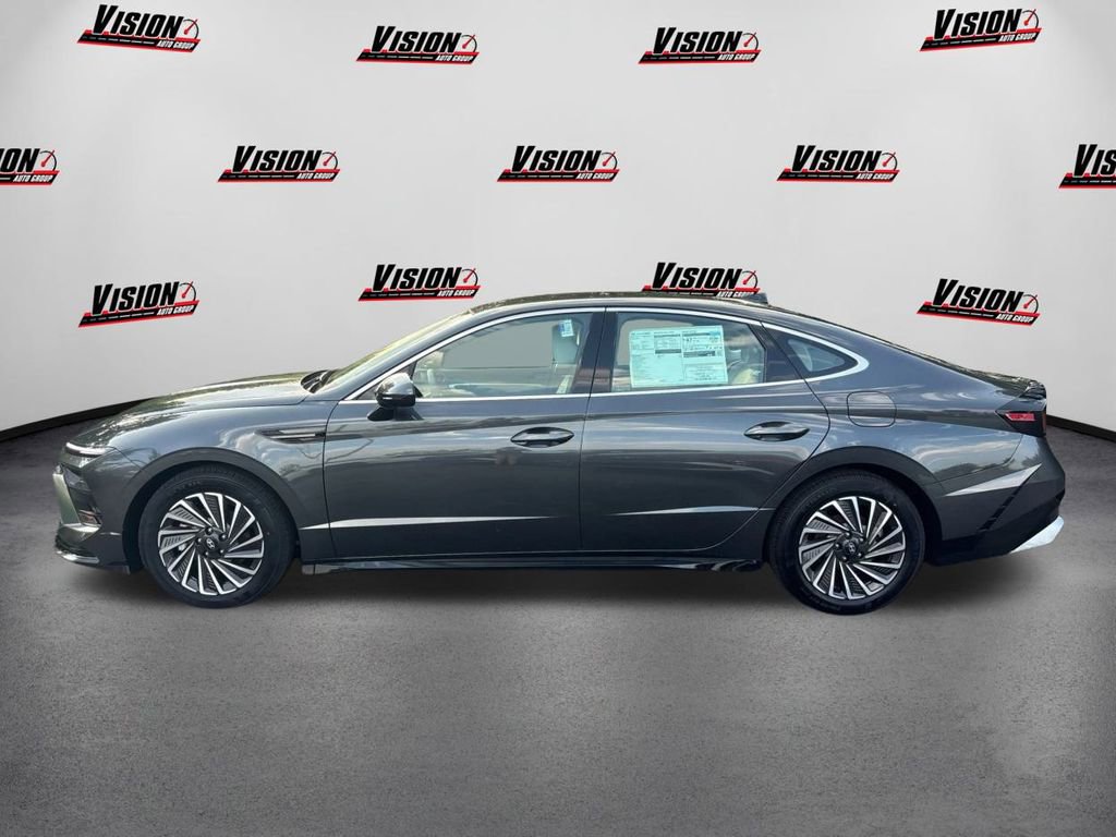 New 2025 Hyundai Sonata SEL image 8