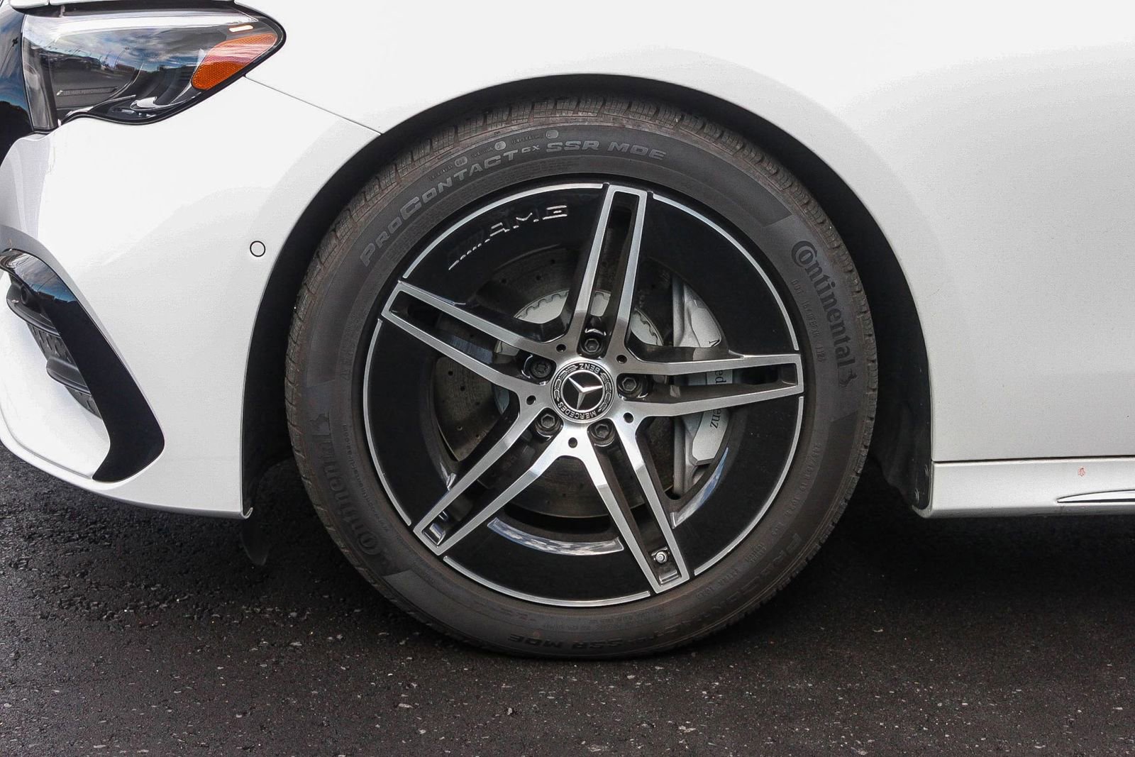 Used 2024 Mercedes-Benz E 450 4MATIC Sedan image 9