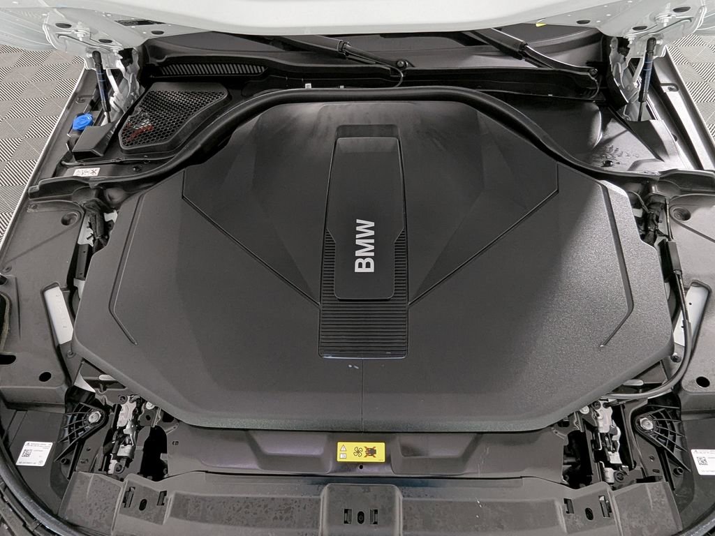 Used 2025 BMW i5 xDrive40 w/ M Sport Package AWD/4WD image 49