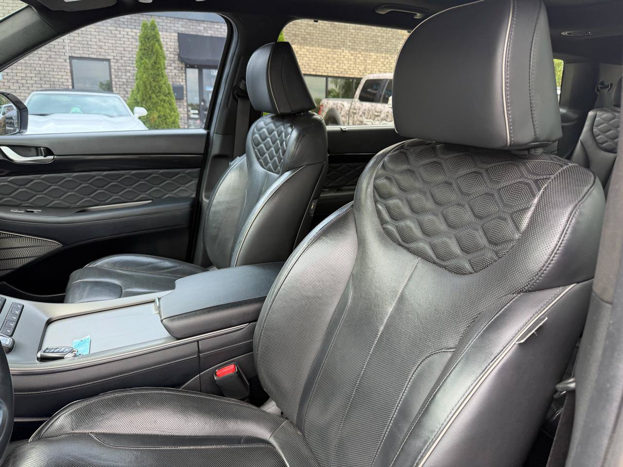 Used 2020 Hyundai Palisade Limited FWD image 12