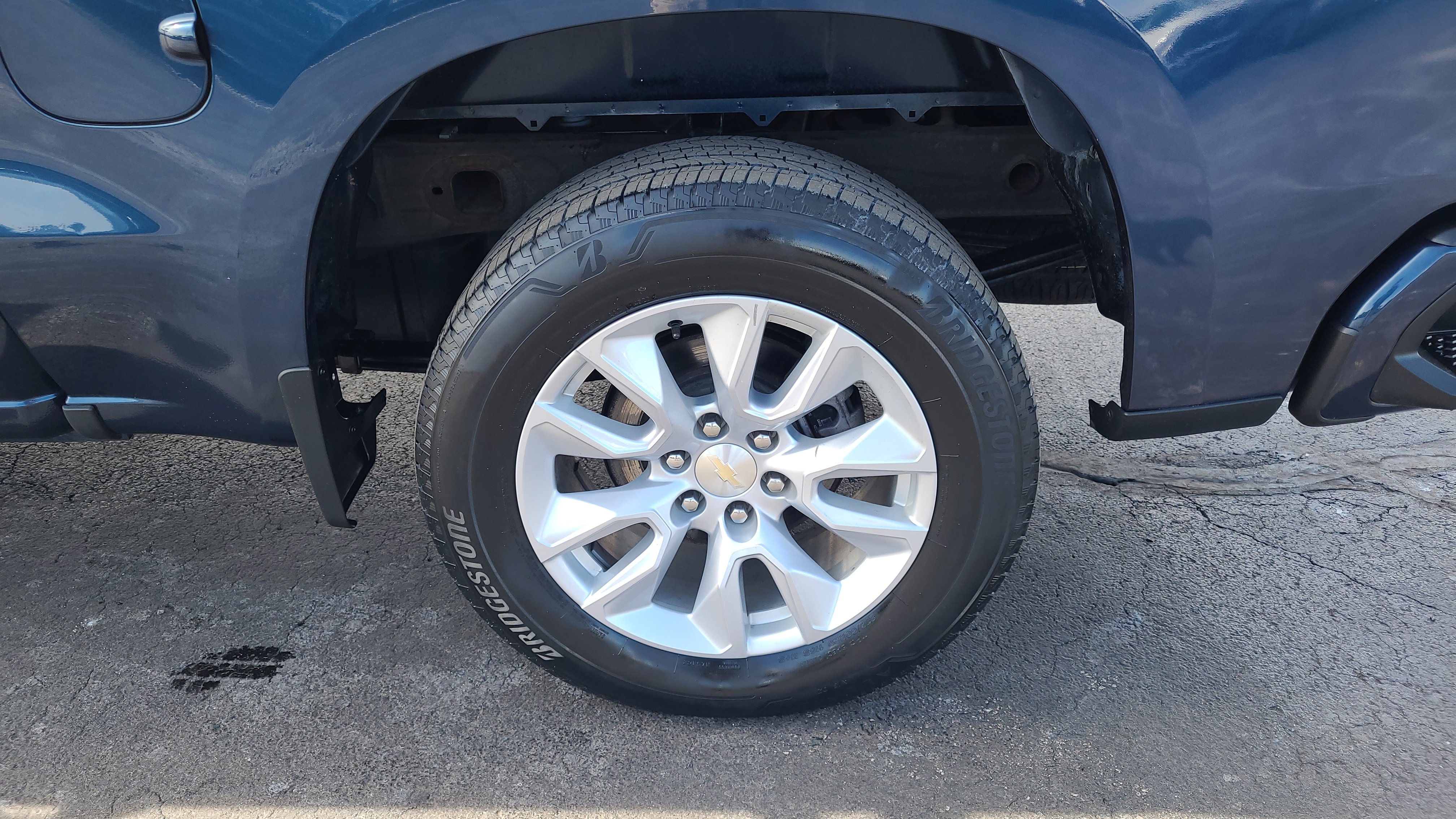 Used 2021 Chevrolet Silverado 1500 Custom image 10