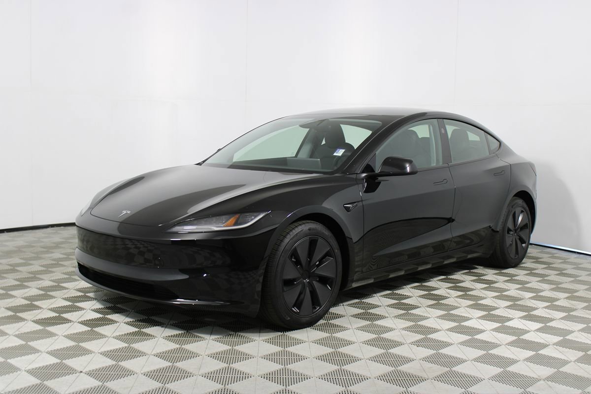 Used 2025 Tesla Model 3 Long Range AWD/4WD image 3