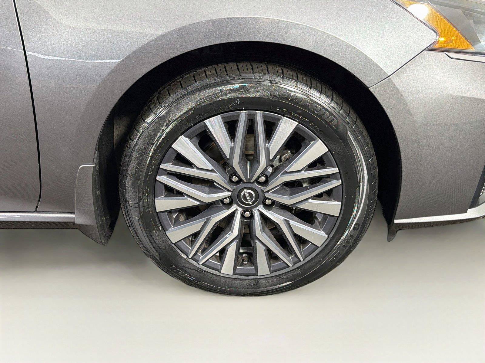 Used 2023 Nissan Altima 2.5 SV AWD/4WD image 35