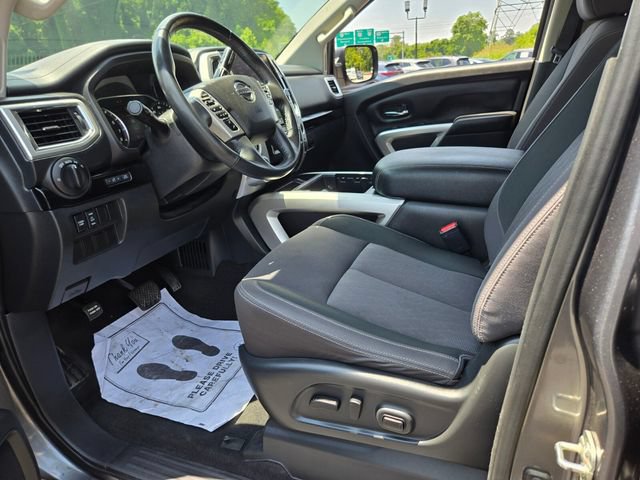 Used 2021 Nissan Titan SV w/ SV Convenience Package AWD/4WD image 10