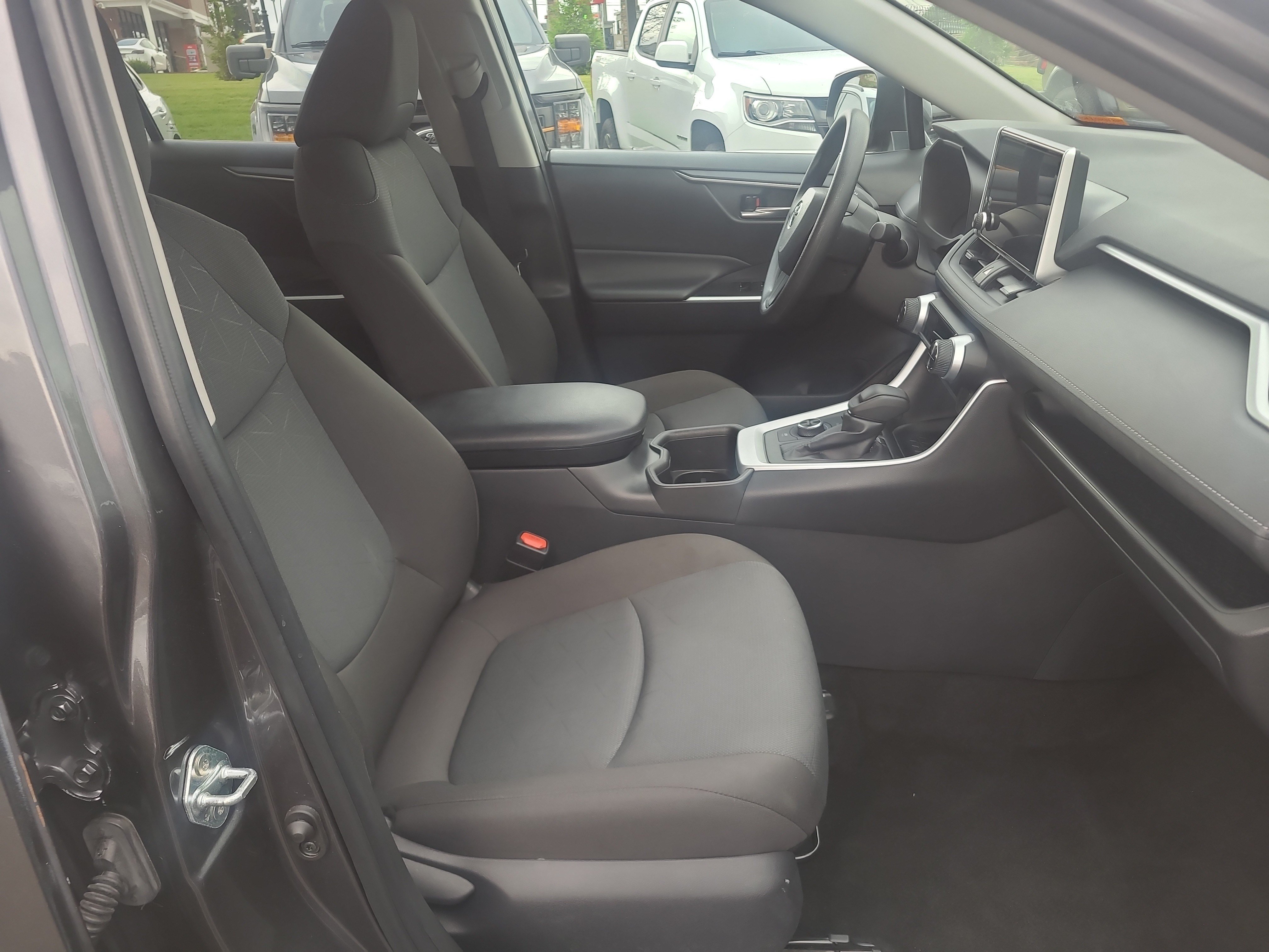 Certified 2025 Toyota RAV4 XLE AWD/4WD image 17