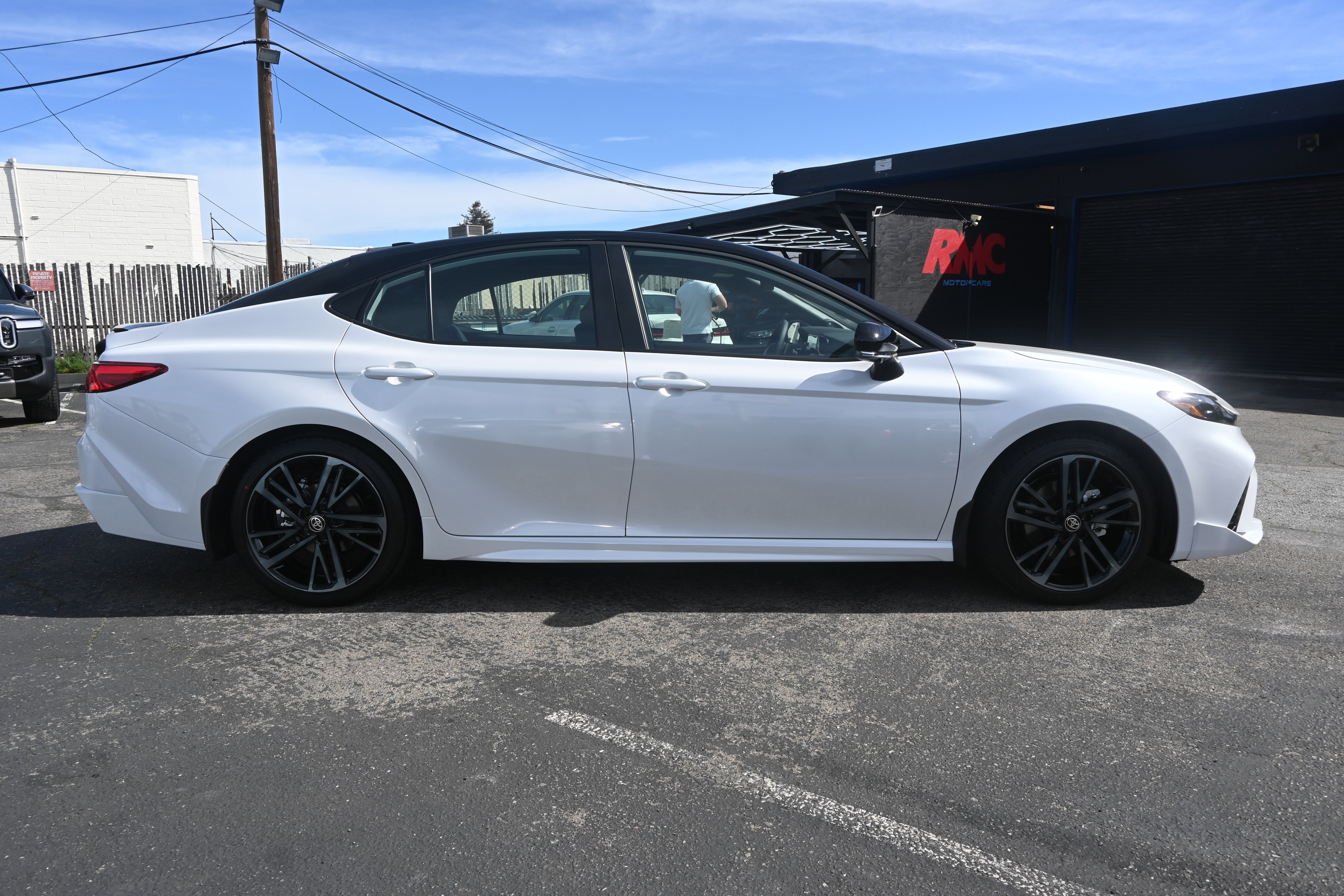 Used 2026 Toyota Camry Hybrid image 28
