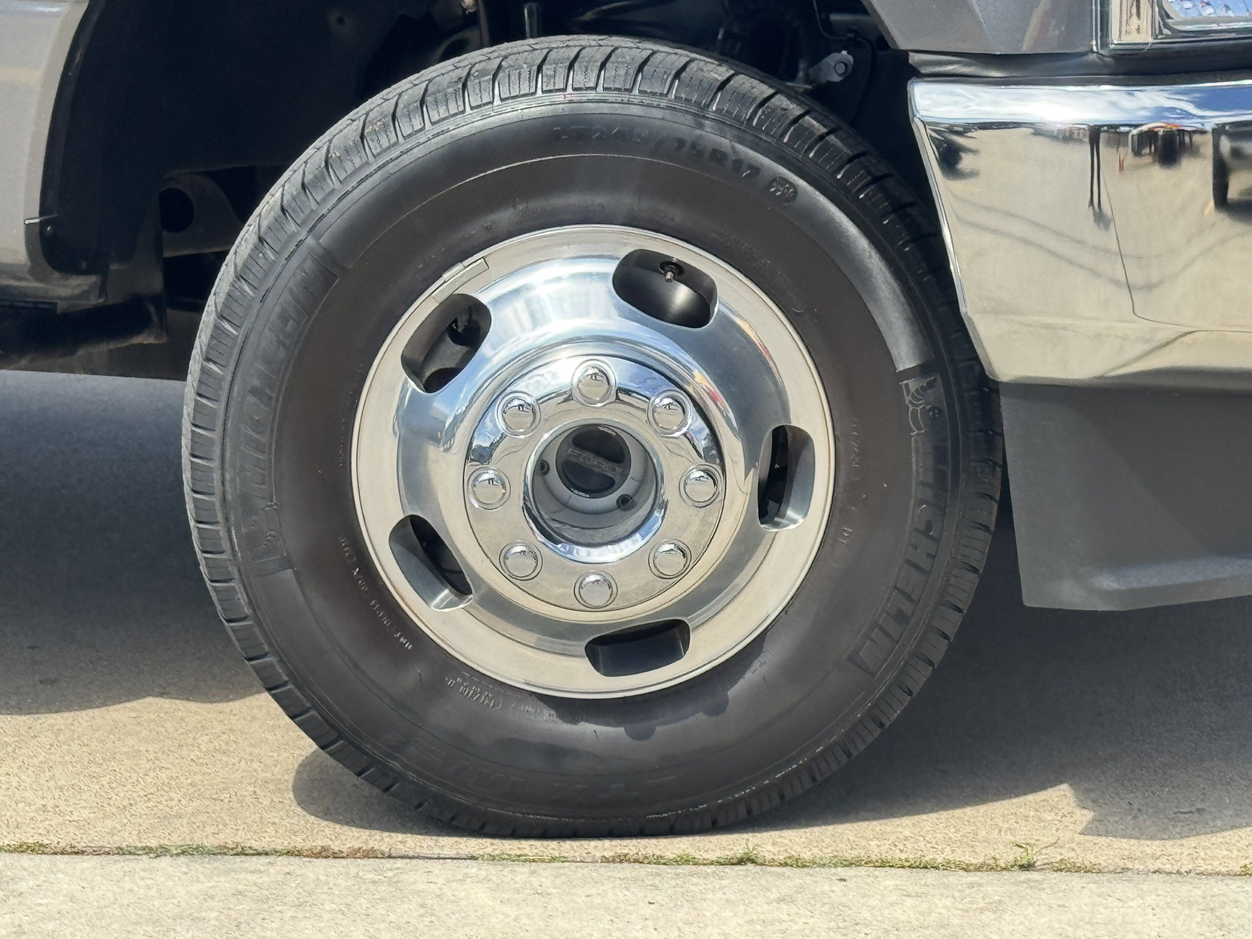 Used 2022 Ford F350 XL w/ STX Appearance Package image 3